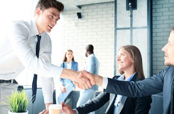 Os benefícios de contratar um software de gestão de projetos com a consultoria